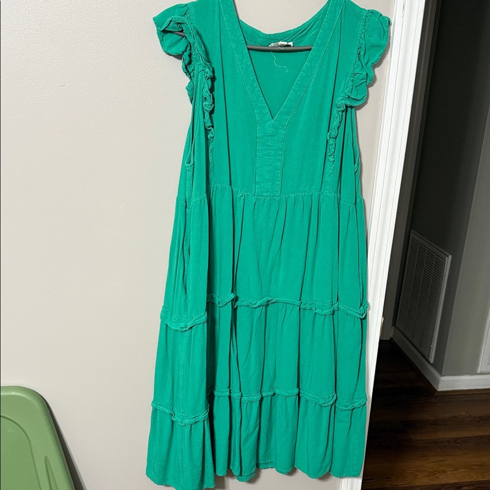 Entro Vibrant Green Ruffle Midi Dress